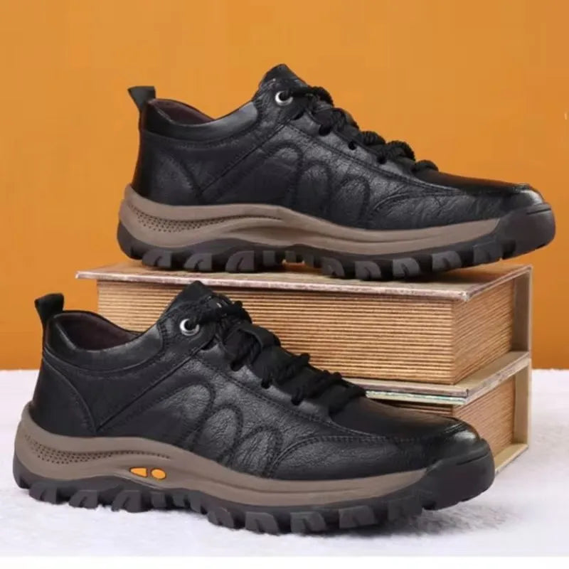 YBQJOO Men's Lightweight Anti Slip Outdoor Hiking Sneakers